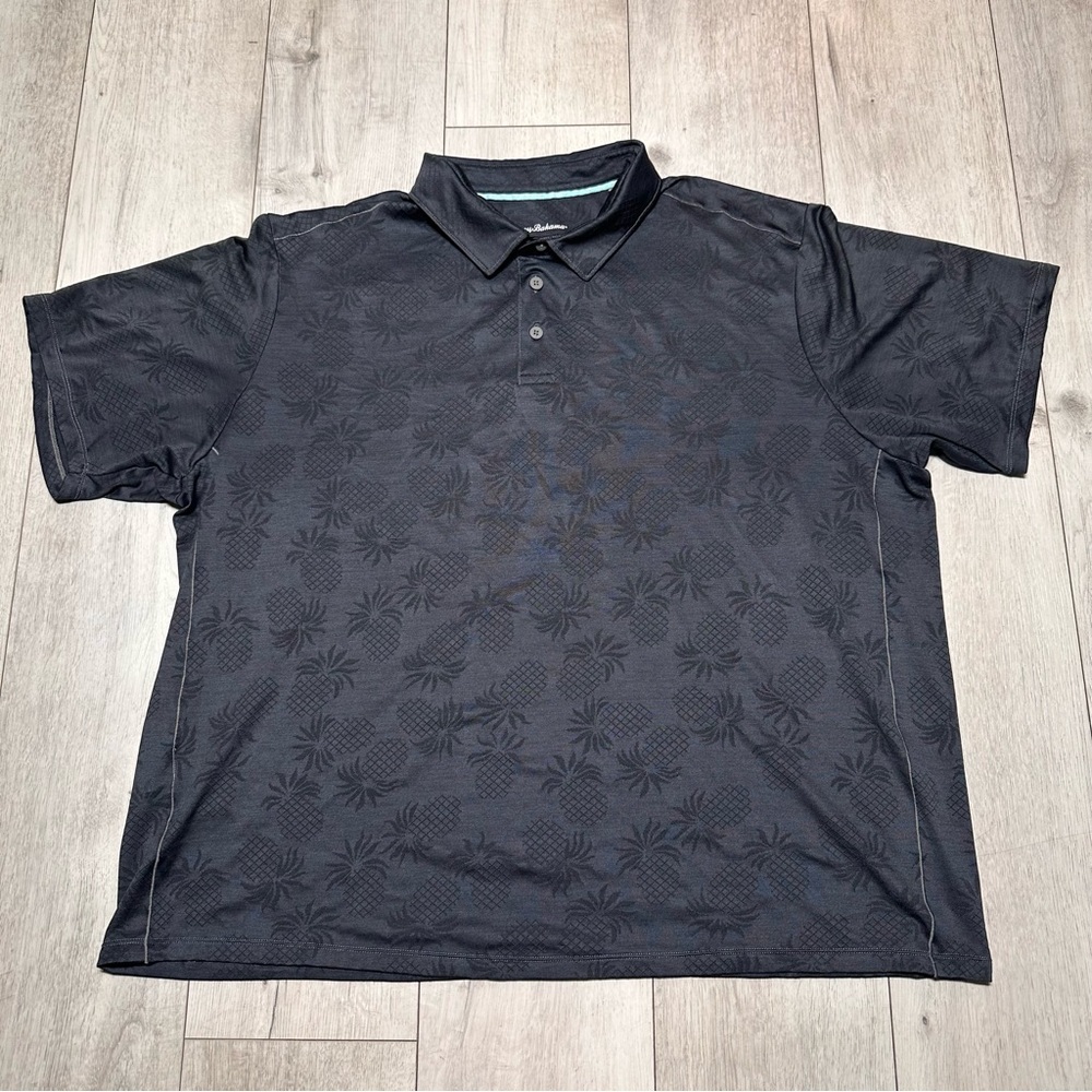 Tommy Bahama Pineapple print Polo short sleeve 3 button placket, lightweight.